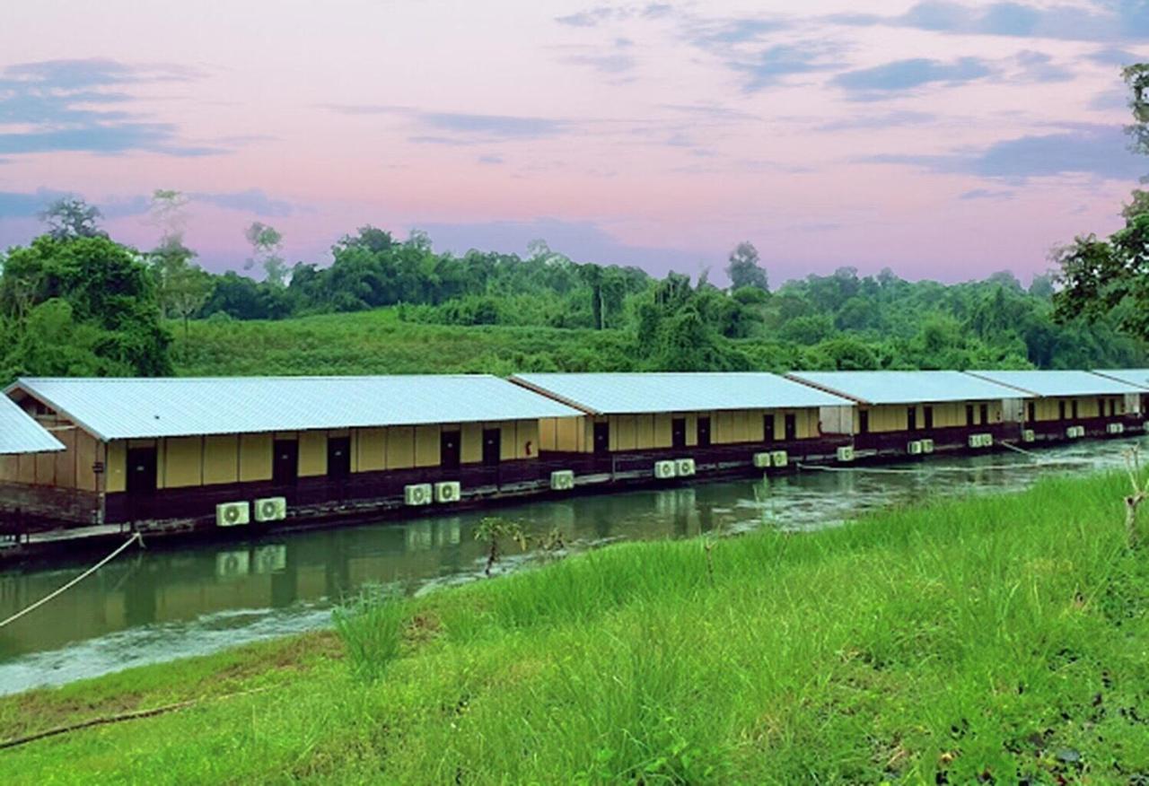 Nakakiri Resort & Spa Hin Dat Ngoại thất bức ảnh