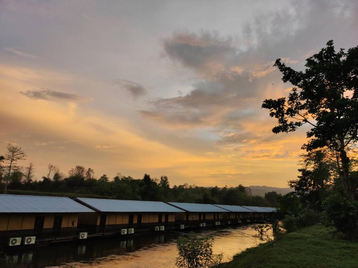 Nakakiri Resort & Spa Hin Dat Ngoại thất bức ảnh