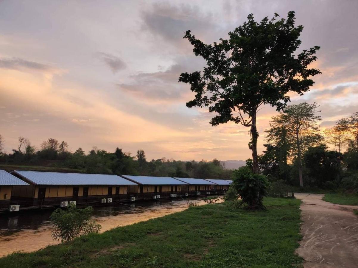 Nakakiri Resort & Spa Hin Dat Ngoại thất bức ảnh
