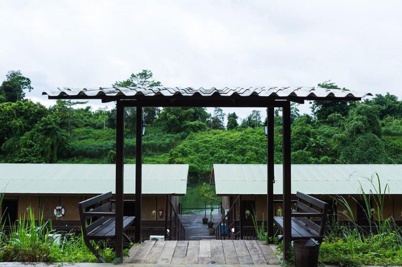 Nakakiri Resort & Spa Hin Dat Ngoại thất bức ảnh